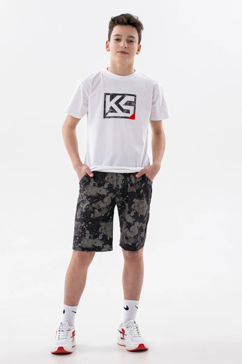 Костюм с шортами Страйк (белый)