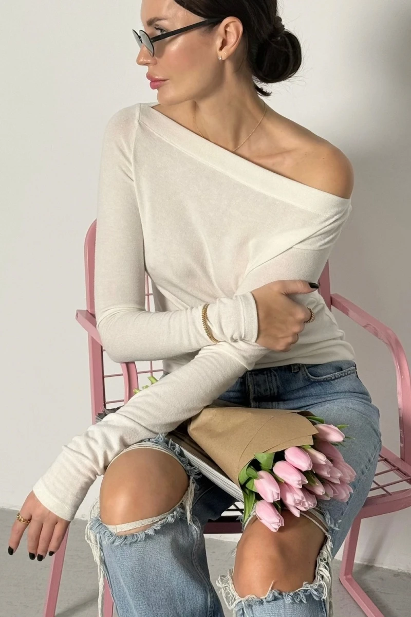 Лонгслив облегающий полупрозрачный с длинным рукавом (молочный)