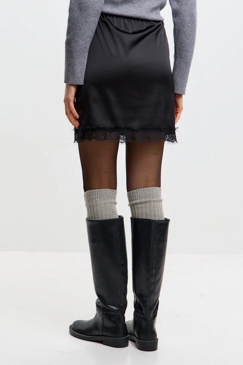 Юбка М-16 (черный)