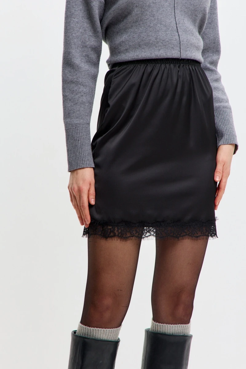 Юбка М-16 (черный)