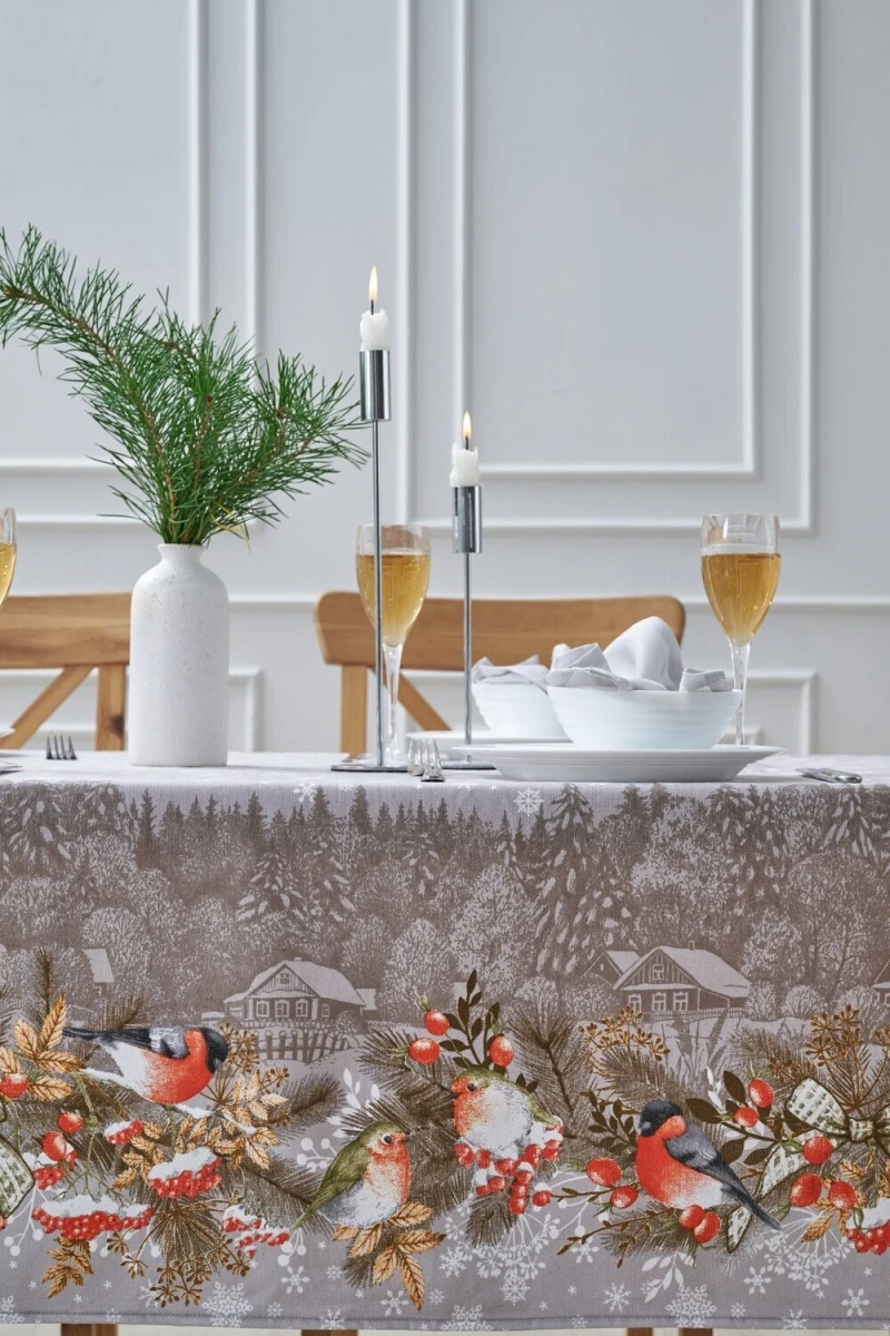 Скатерть Музыка зимы 88662 (коричн, беж)